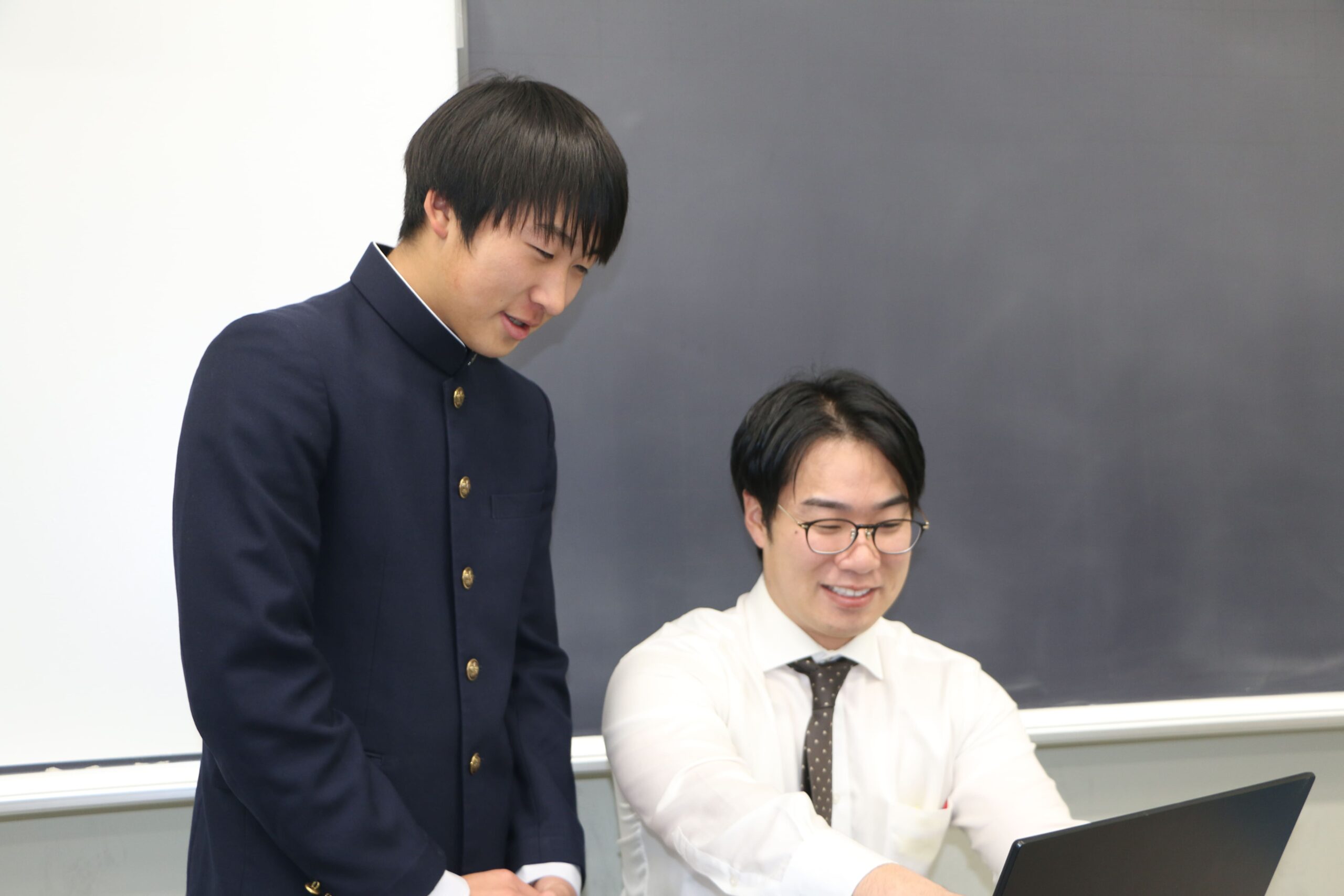 生徒との対話を大切にするパーソナルプロジェクト